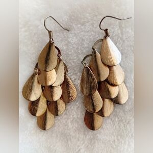 Elegant Gold Toned Dangle Earrings